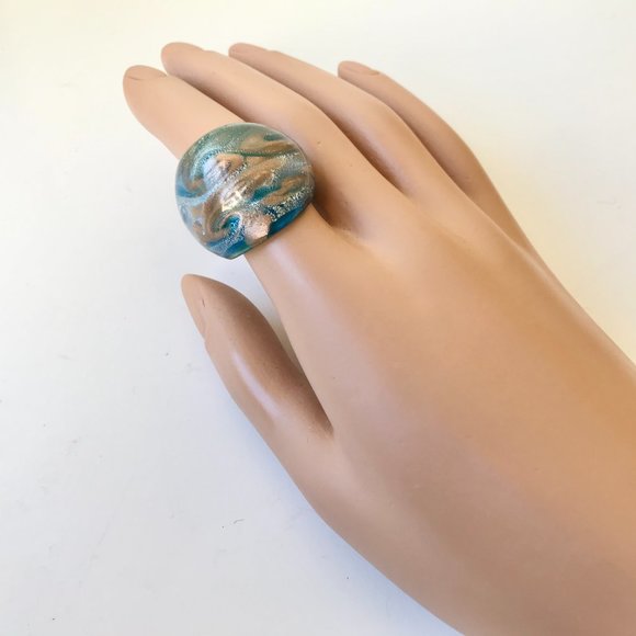 Murano Style Glass Dome Cocktail Ring Size 7 Aqua Blue Metallic - Picture 7 of 12